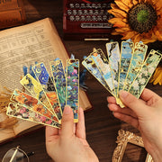 Retro Floral Metal Bookmark – Hollow Bronzing Design with Tassel