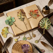 Vintage Leaf Metal Bookmark with Pendant – Gift for Book Lovers